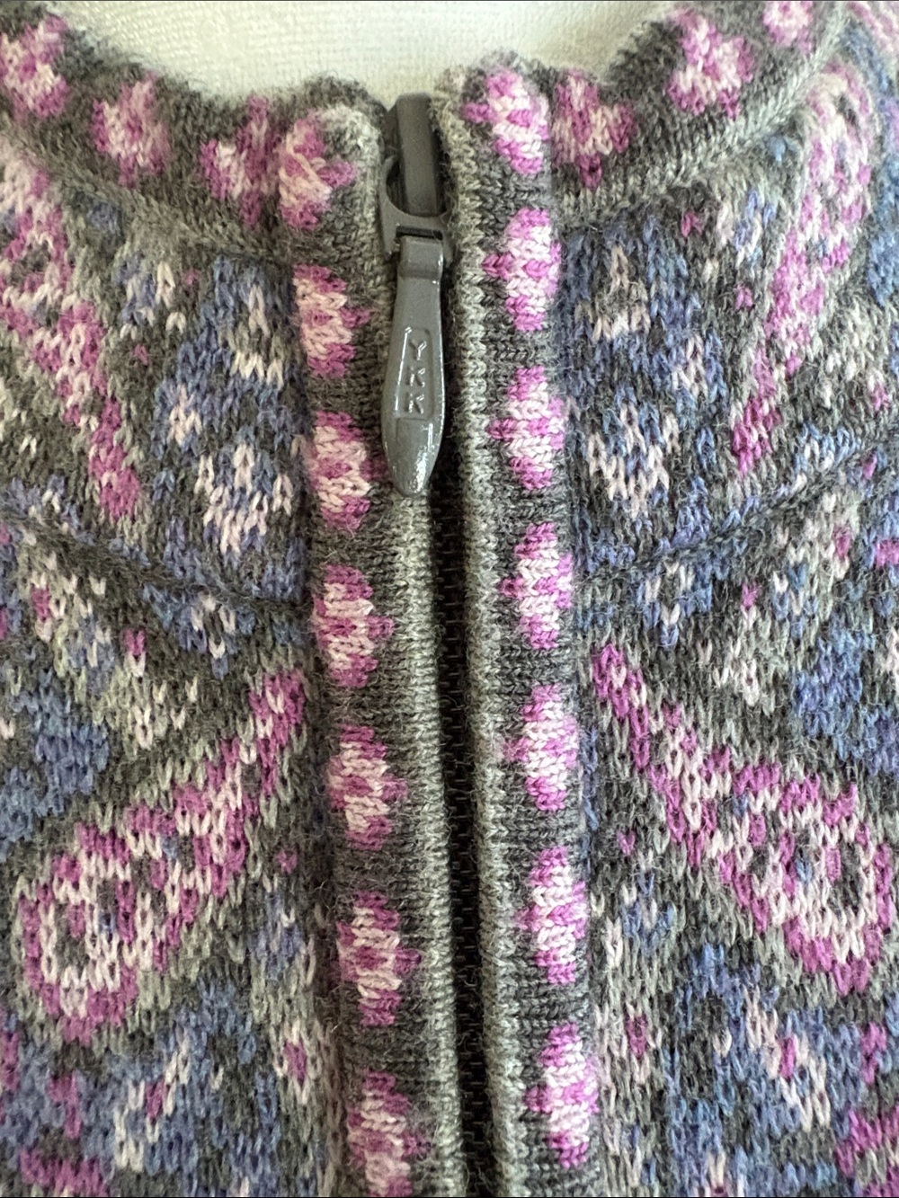 Pendleton Zippered Wool Cardigan Sweater Purple Paisley Size Large - Picture 6 of 9